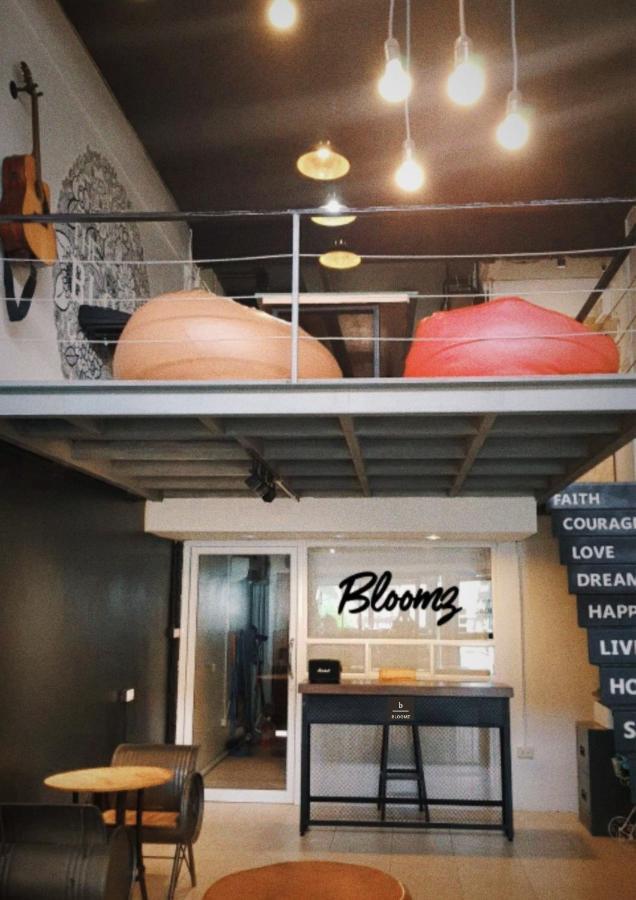 Bloomz Hostel Chiang Mai Ngoại thất bức ảnh